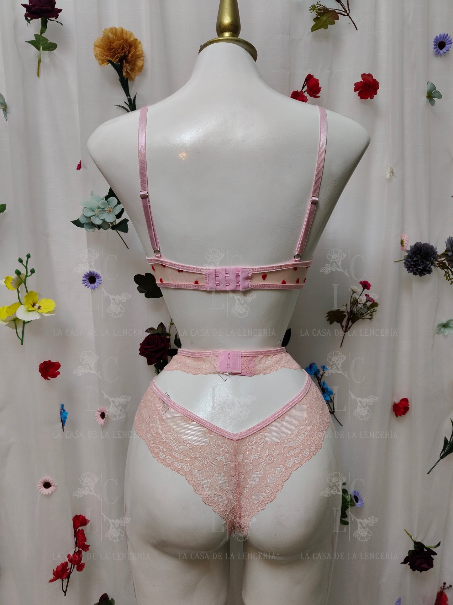 Set Adela